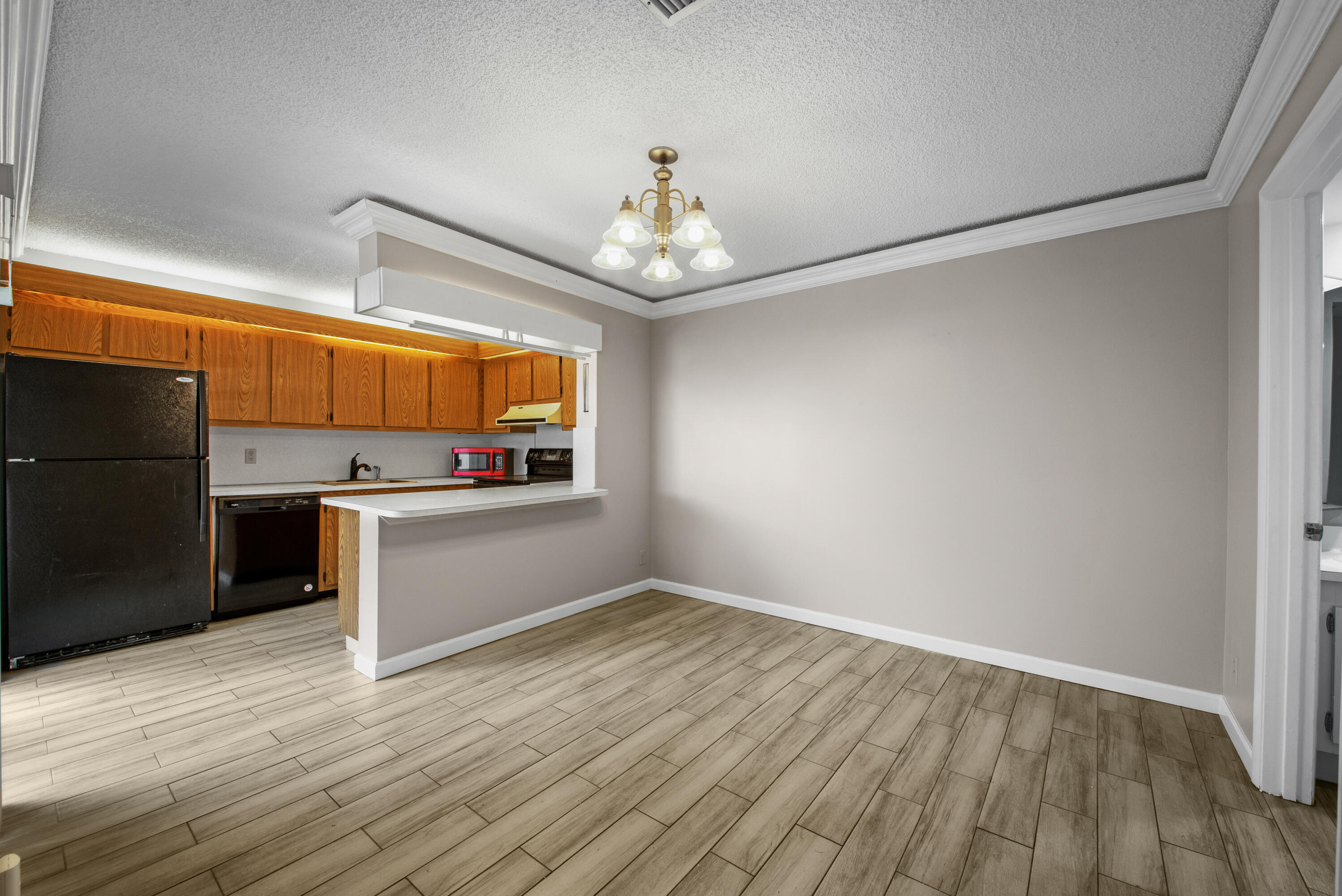 LAKEWOOD OF PALM SPRINGS - Residential Lease