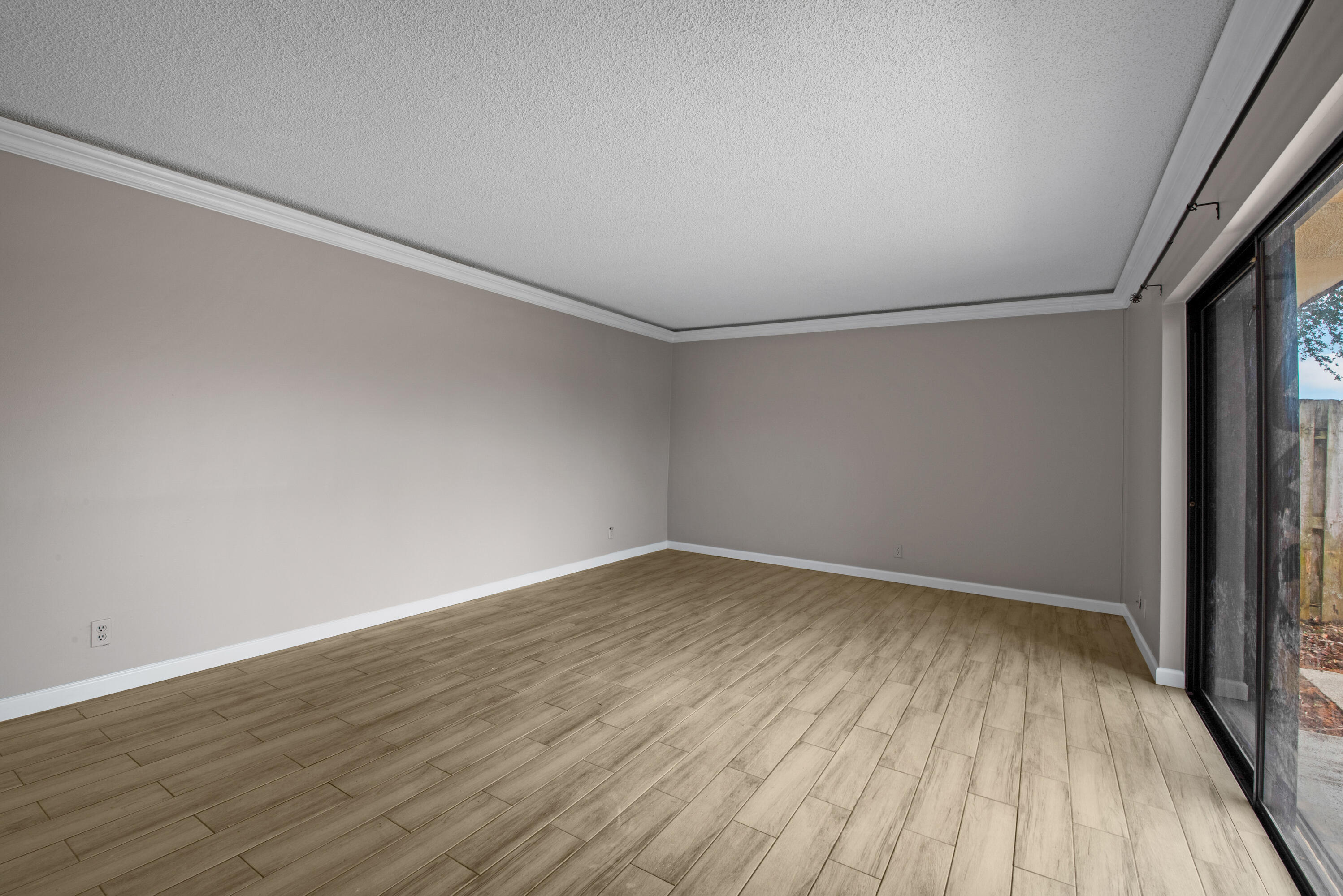 LAKEWOOD OF PALM SPRINGS - Residential Lease