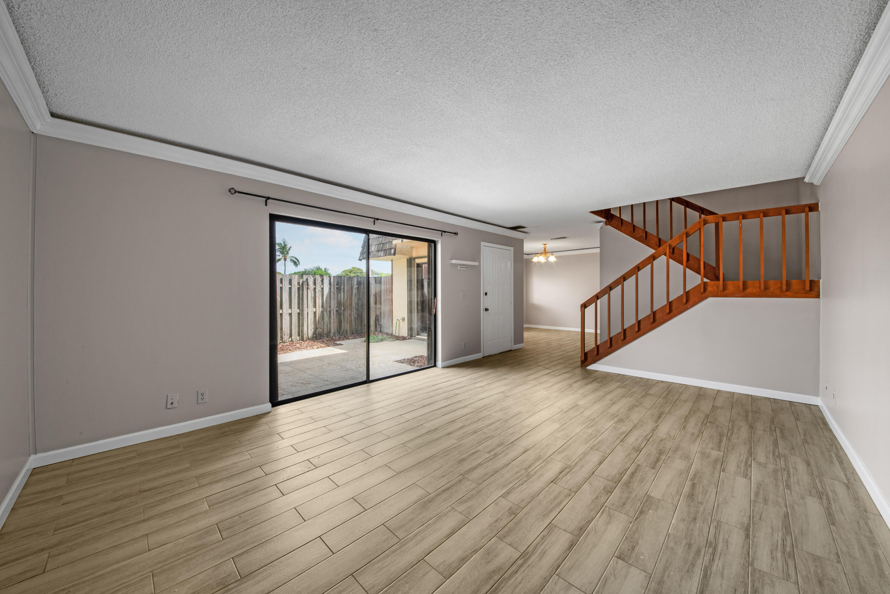 LAKEWOOD OF PALM SPRINGS - Residential Lease