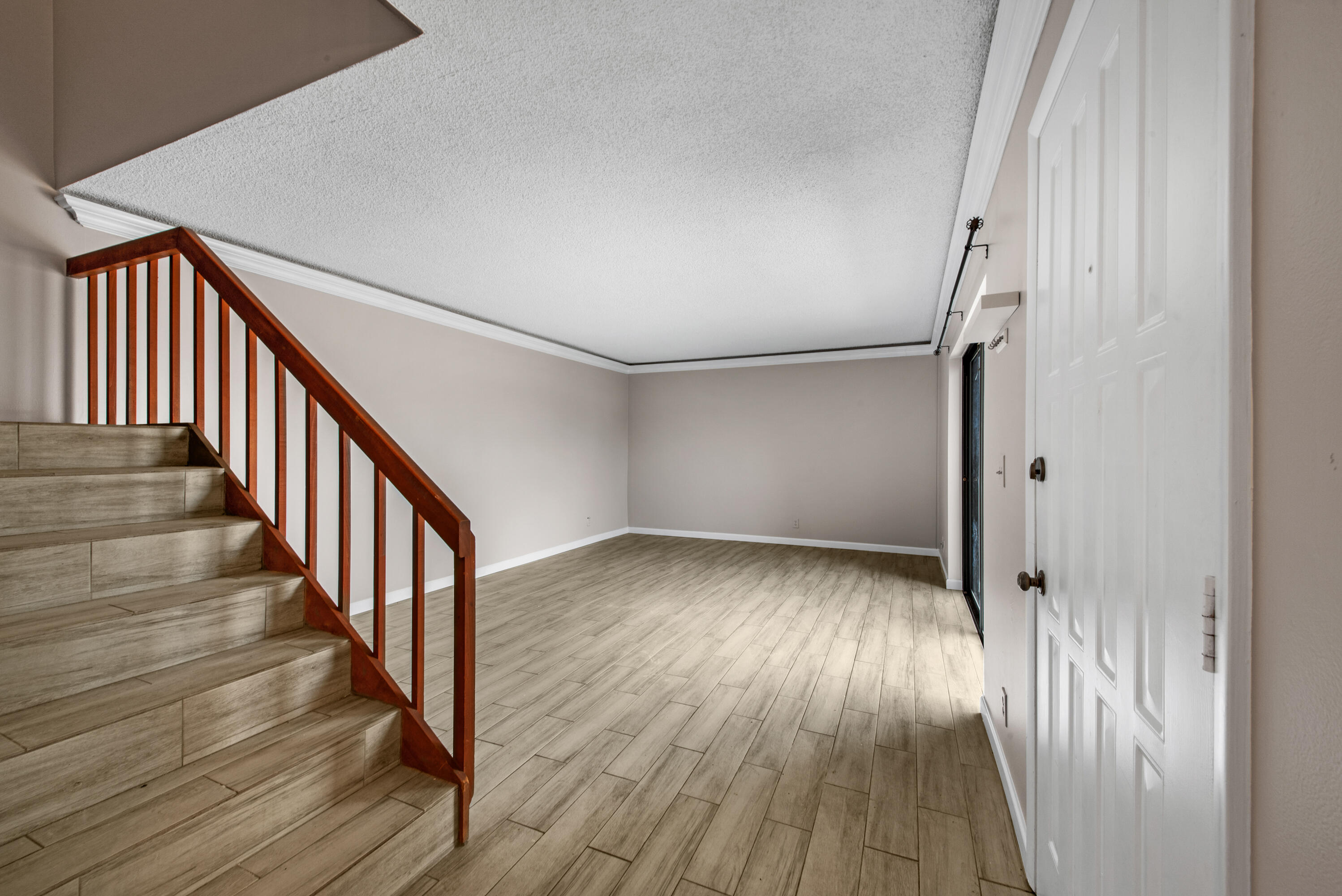 LAKEWOOD OF PALM SPRINGS - Residential Lease