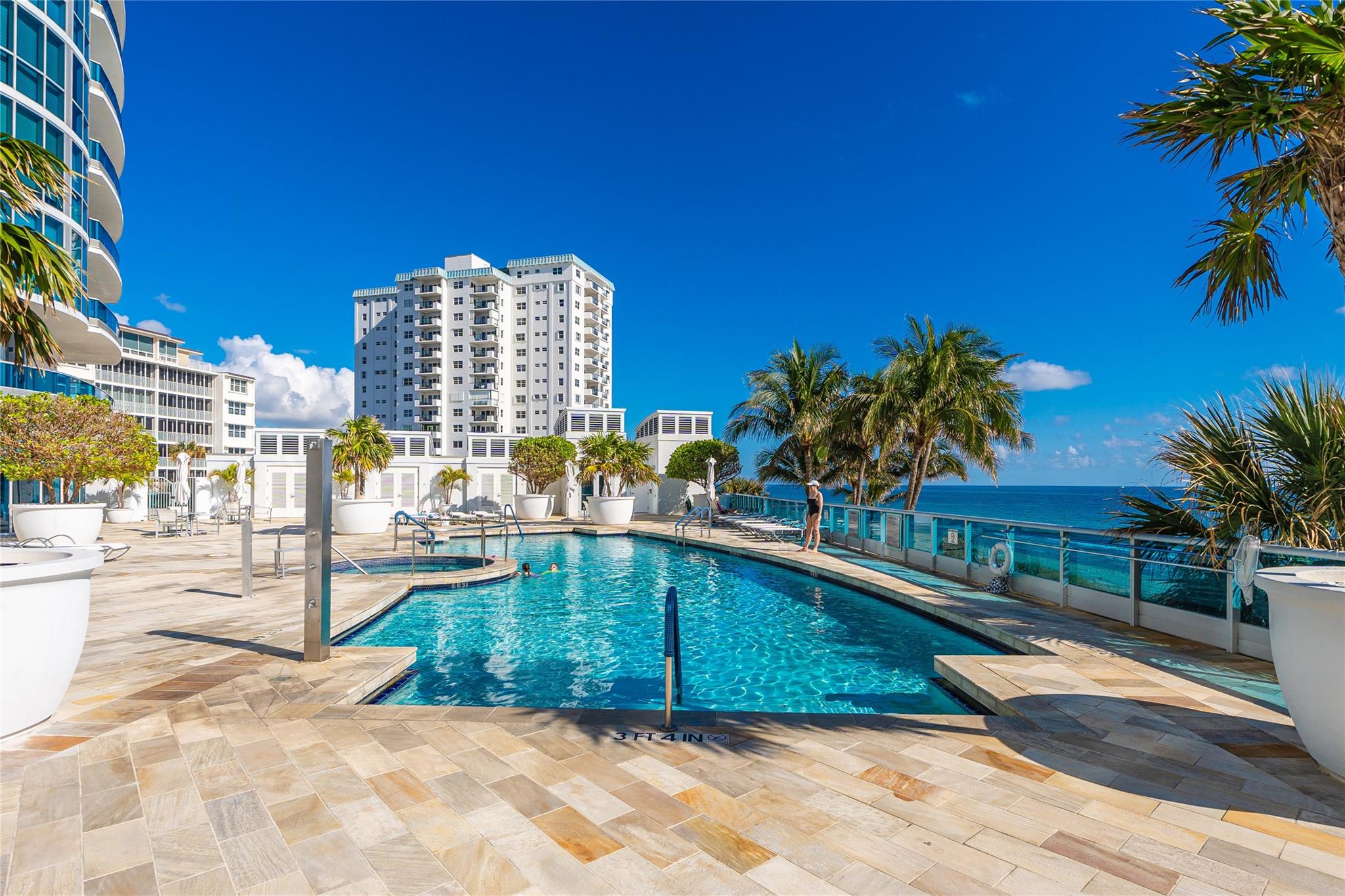 Aquazul - Residential