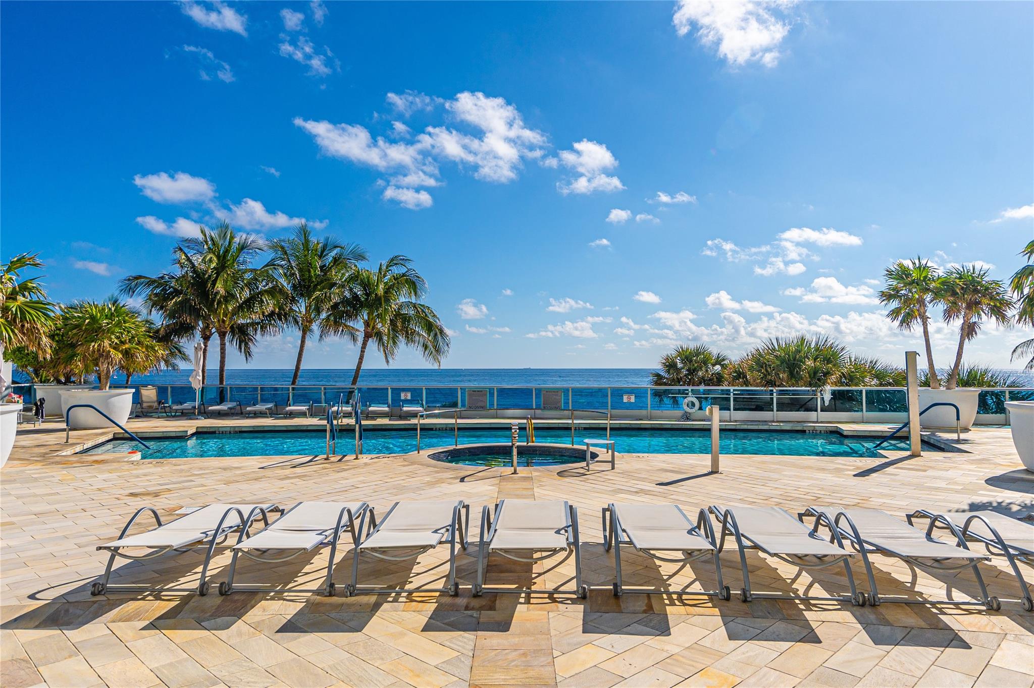 Aquazul - Residential