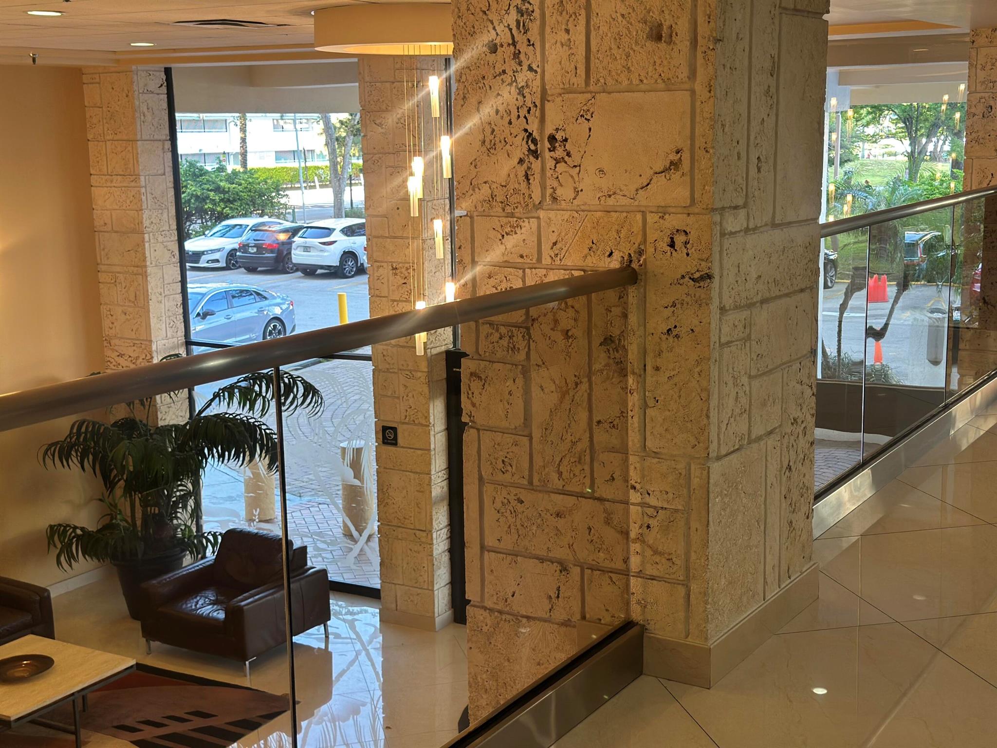 WINSTON TOWERS 700 CONDO - Residential