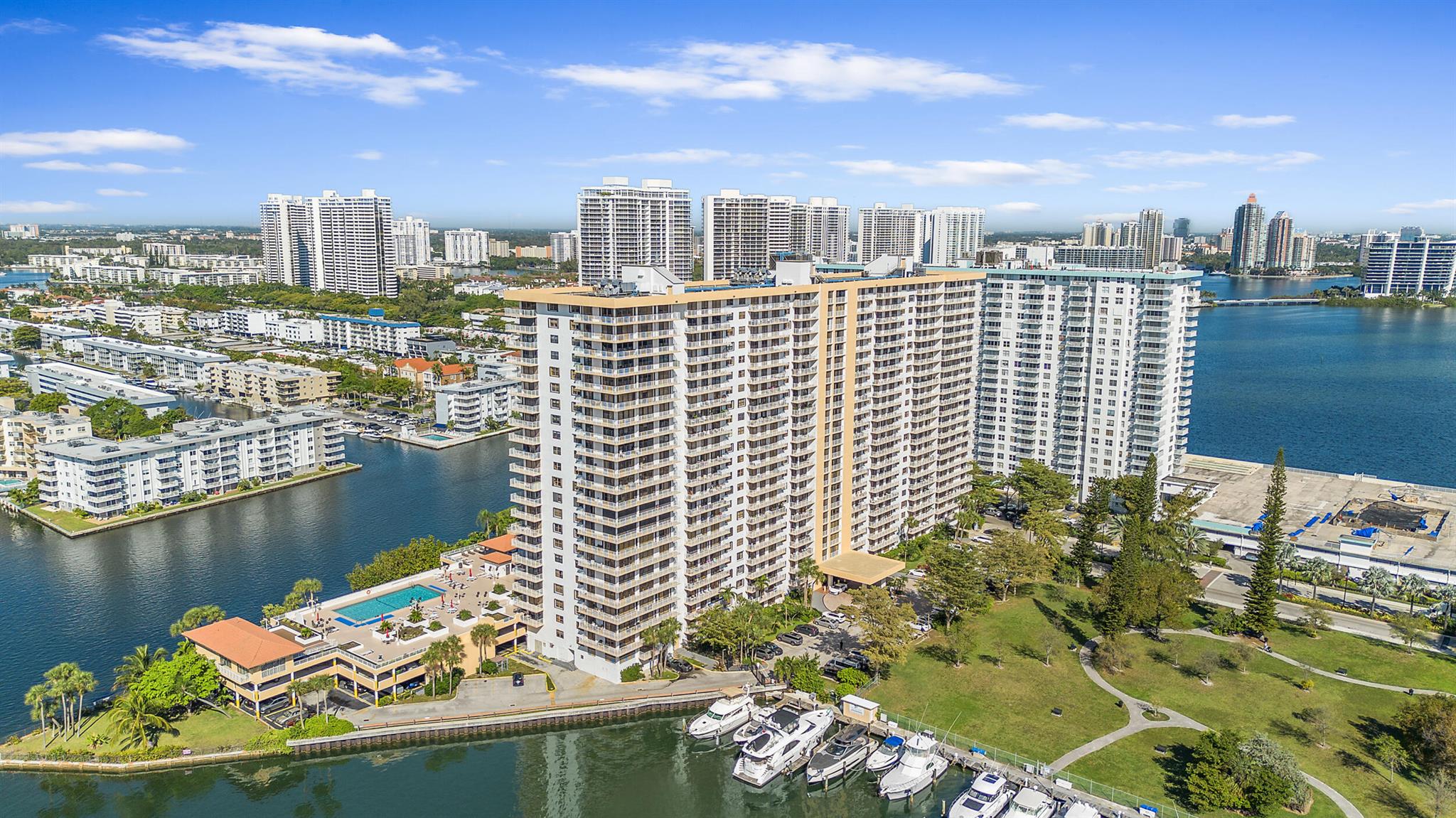 A SHORTSALE FOR INVESTORS PRESENT ALL OFFERS HIGHEST & BEST ! Located in a prestigious waterfront building with top-tier amenities.  Condo fee covers internet, cable with premium channels, water, trash, pest control, and Total service contract. 40-Year Certification complete.building offers many amenities such gym, sauna, game room, library, heated pool, tennis court, 24 hours security and valet parking. A+ rated K-8 school serves the area. Great investment property as it can be rented right away once a year and for a minimum of six months.just steps from the beach, parks, shopping, and dining.
