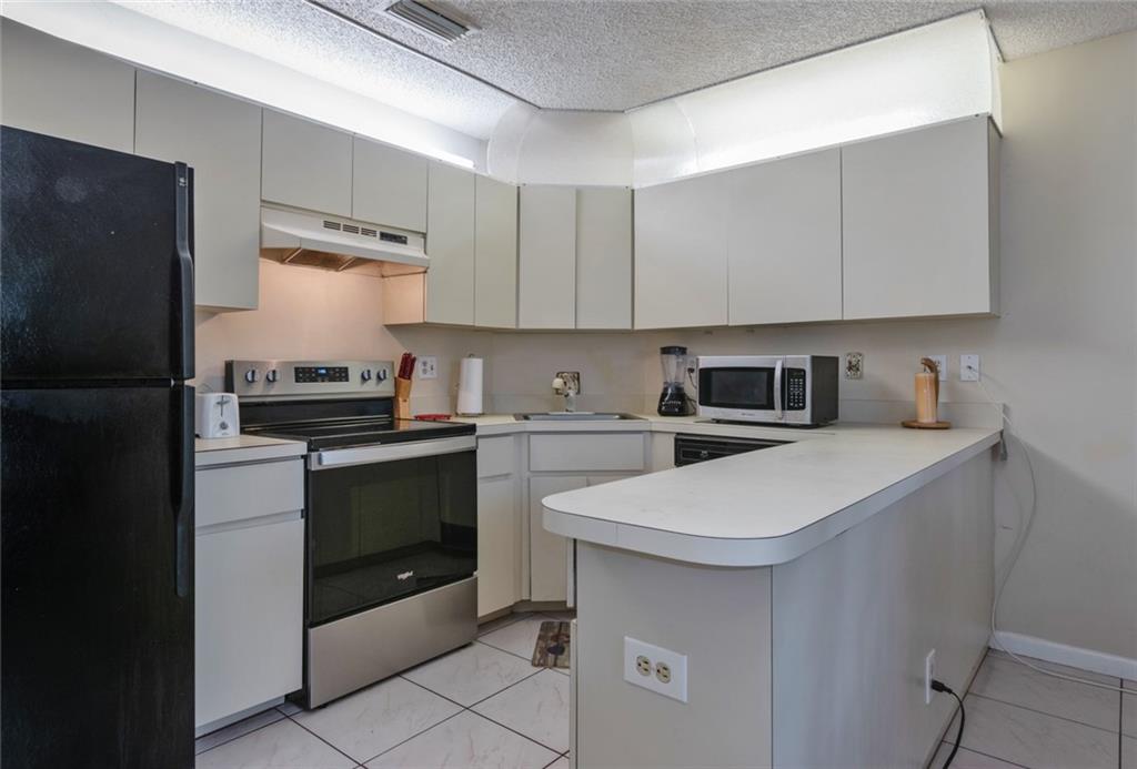 Lakeside Green 5 - Residential