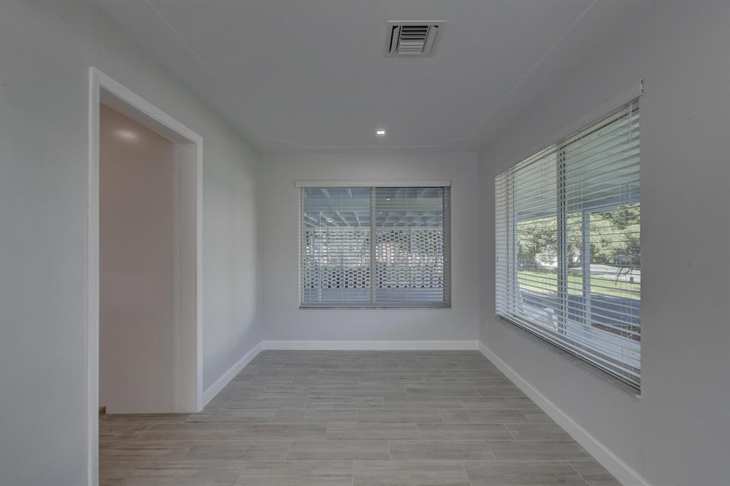 LIGHTHOUSE POINT EXT 3RD SEC - Residential