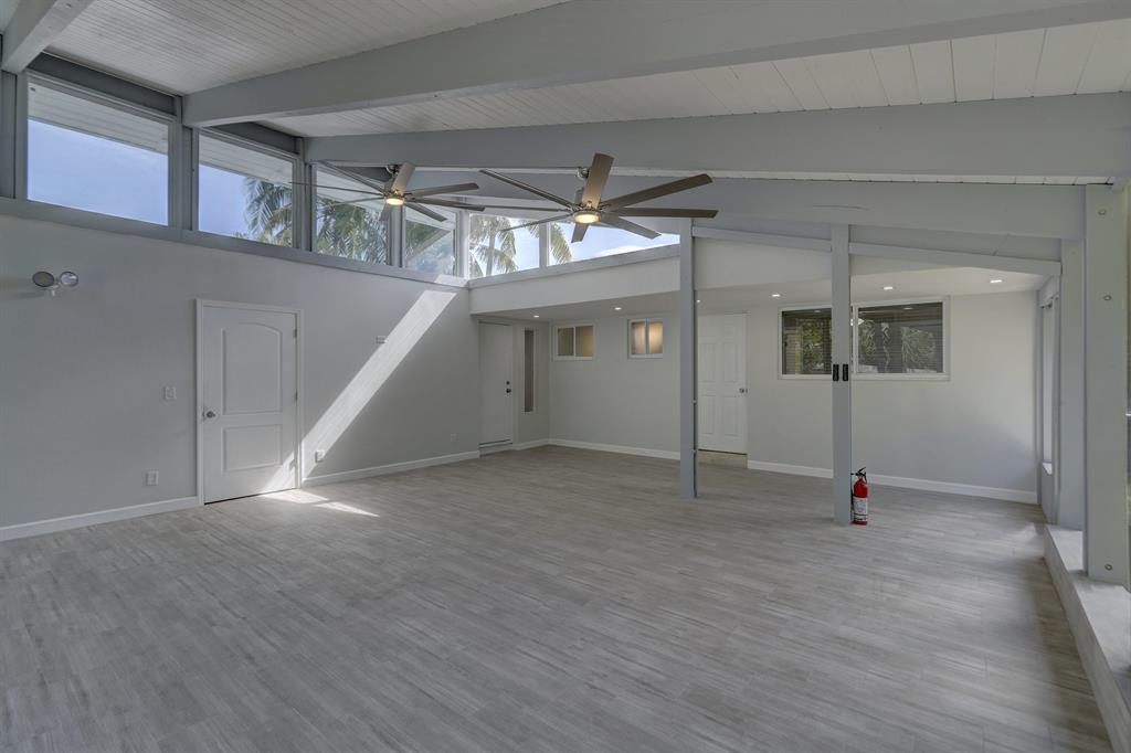 LIGHTHOUSE POINT EXT 3RD SEC - Residential