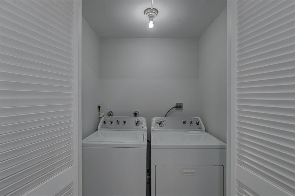 LIGHTHOUSE POINT EXT 3RD SEC - Residential