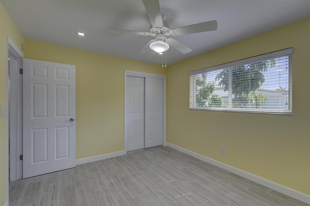 LIGHTHOUSE POINT EXT 3RD SEC - Residential