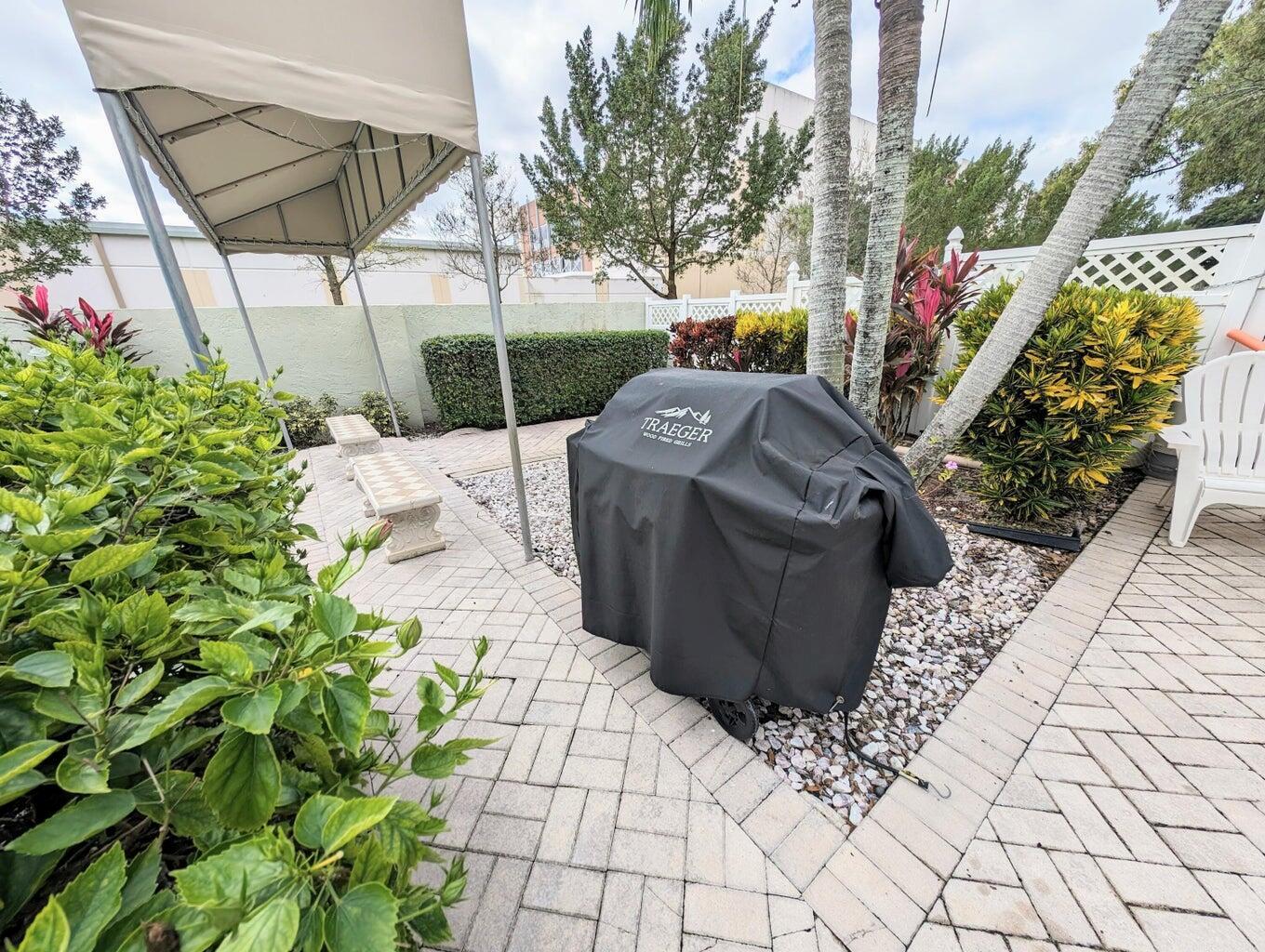 EVERGREEN I - Residential Lease