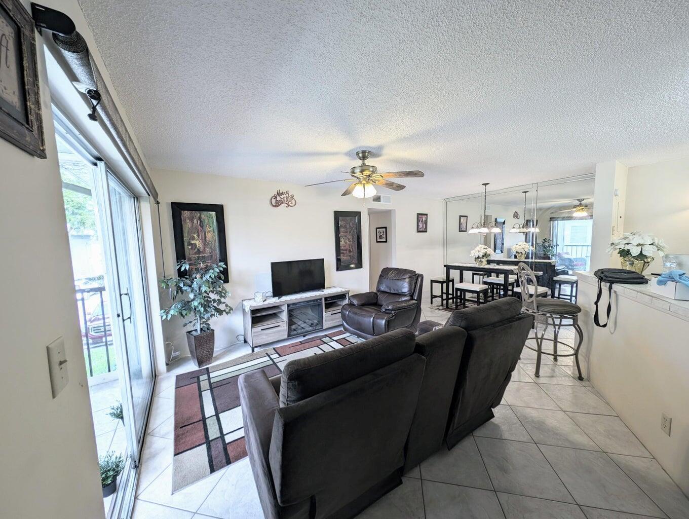 EVERGREEN I - Residential Lease