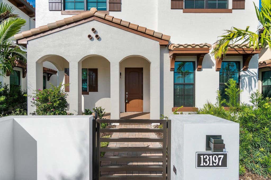 Photo of 13197 Alton Road, Palm Beach Gardens, FL 33418 (MLS # R11030756)