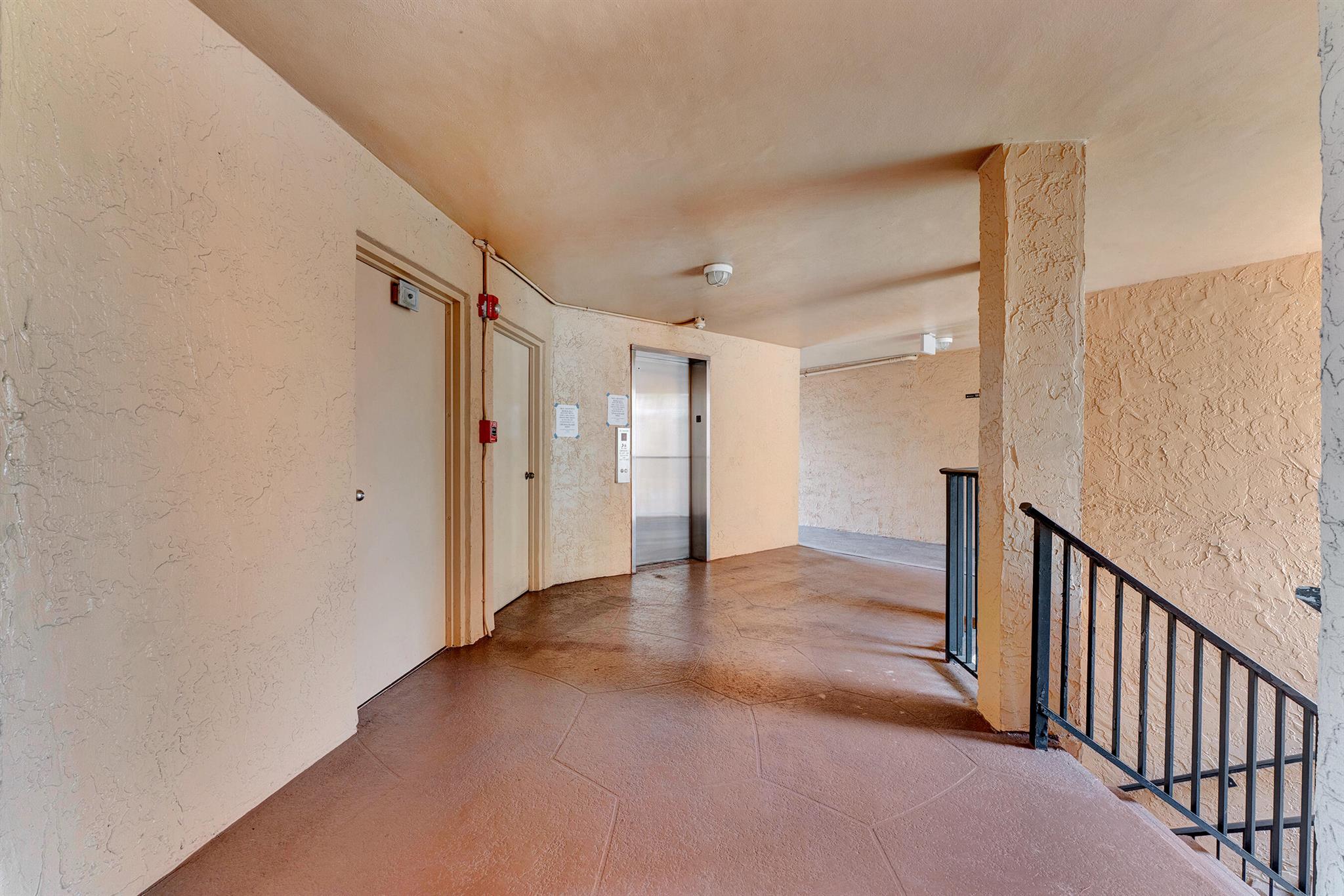 CORAL GATE IV CONDO - Residential