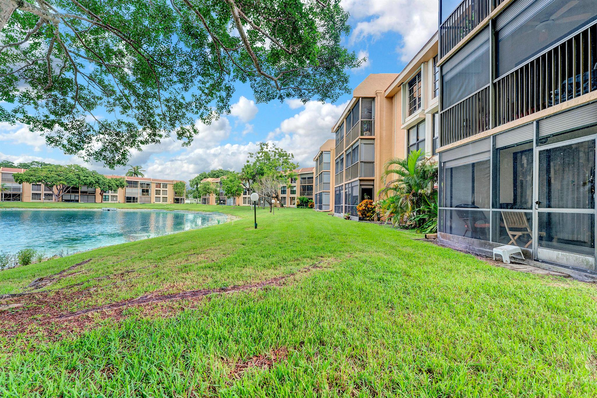 CORAL GATE IV CONDO - Residential