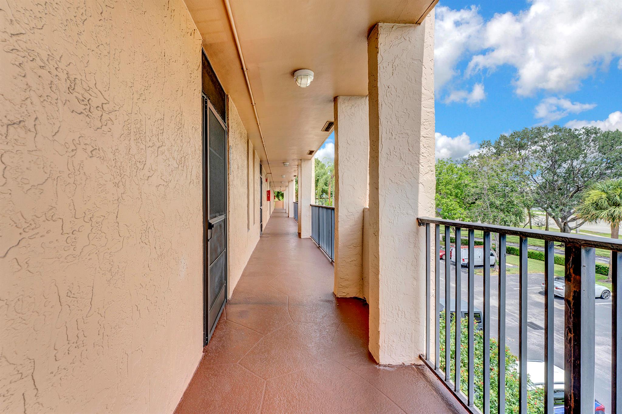 CORAL GATE IV CONDO - Residential