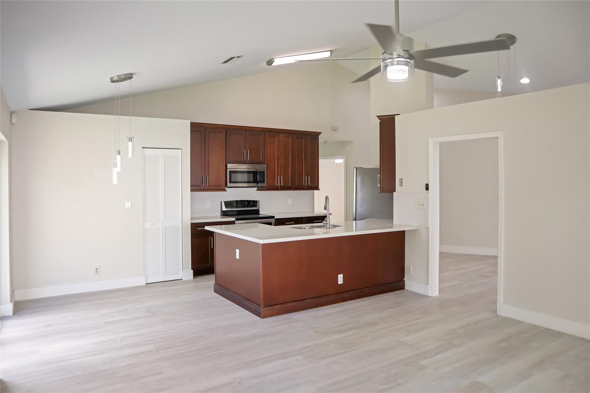 Boulevard Woods East 108- - Residential Lease