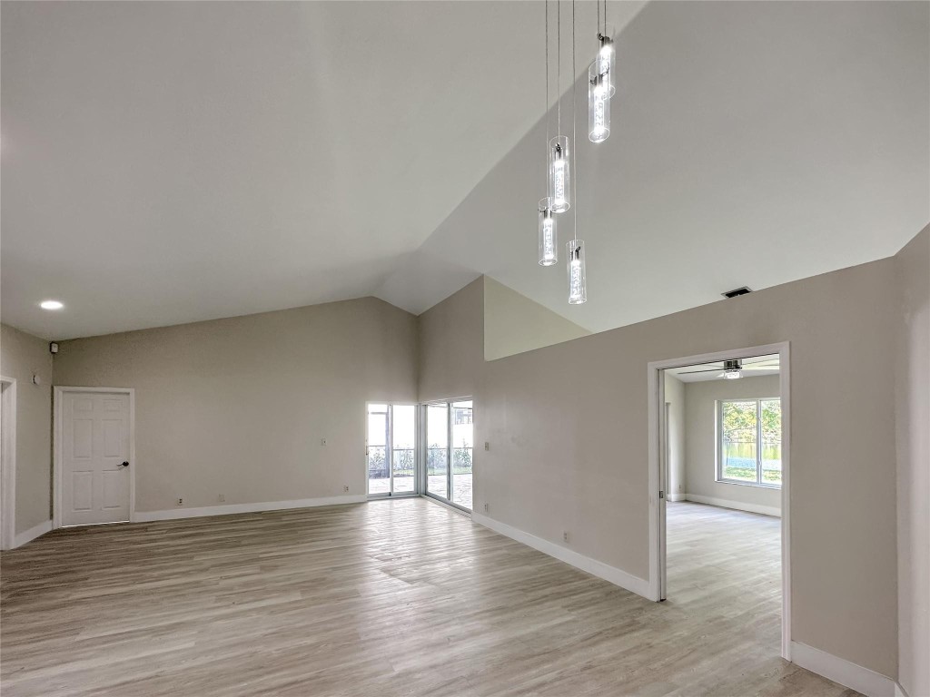 Boulevard Woods East 108- - Residential Lease