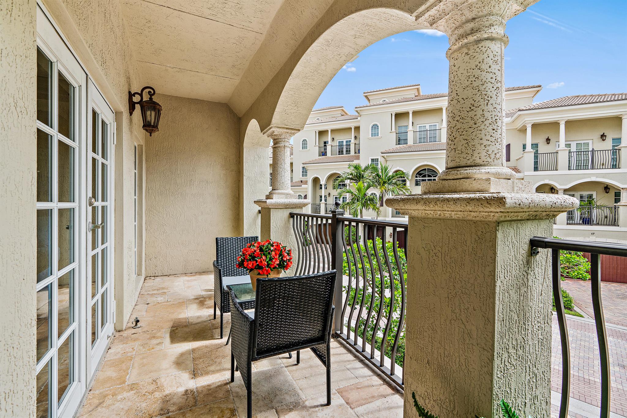 Tierra Del Sol - Residential Lease