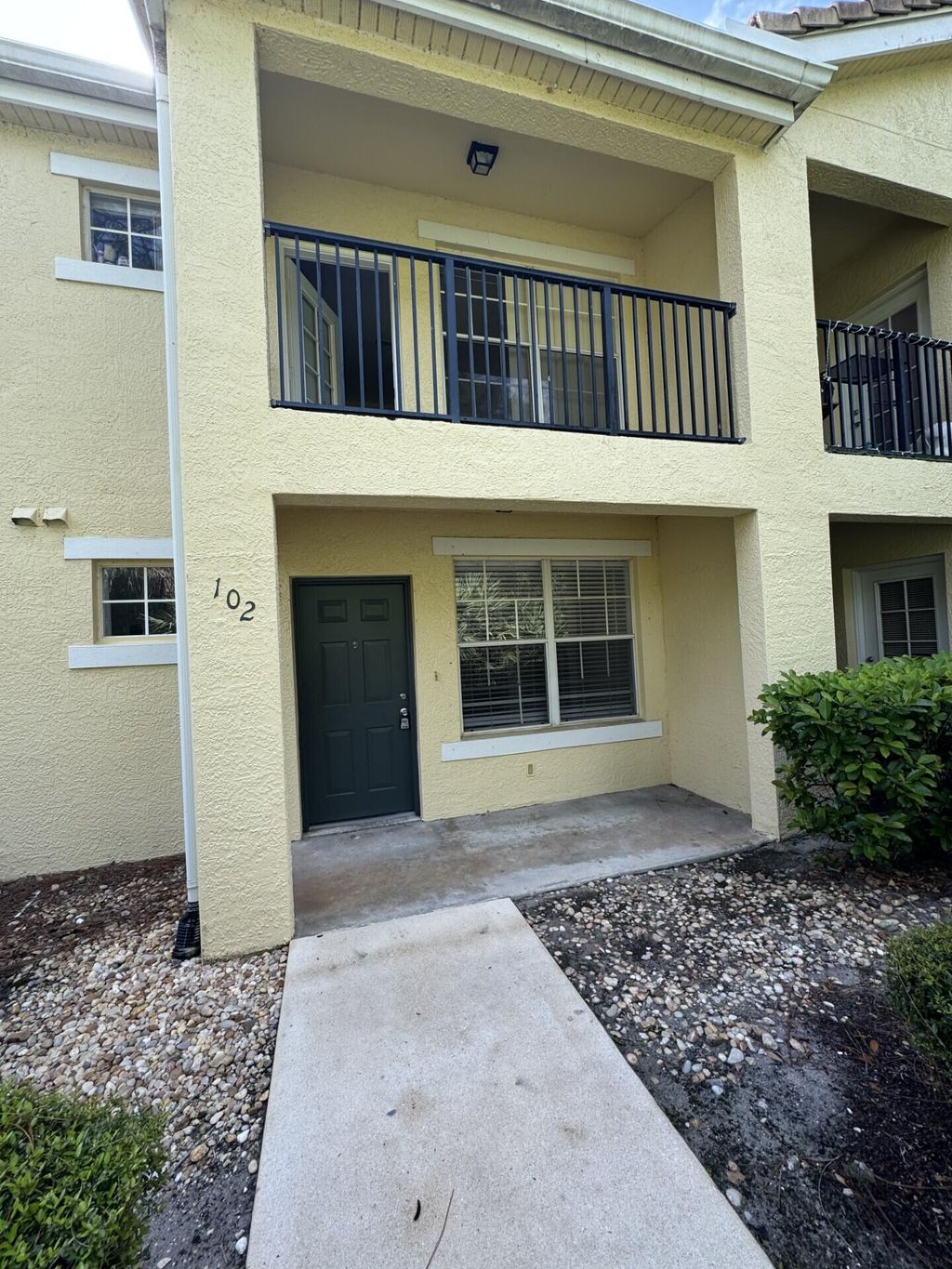 Photo of 110 SW Peacock Blvd #6102, Port Saint Lucie, FL 34986 (MLS # B26012528)