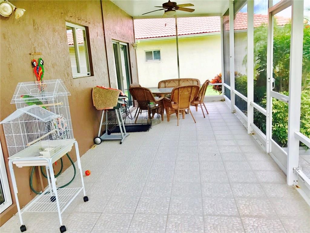 THE POINTE VILLAS 160-20 - Residential