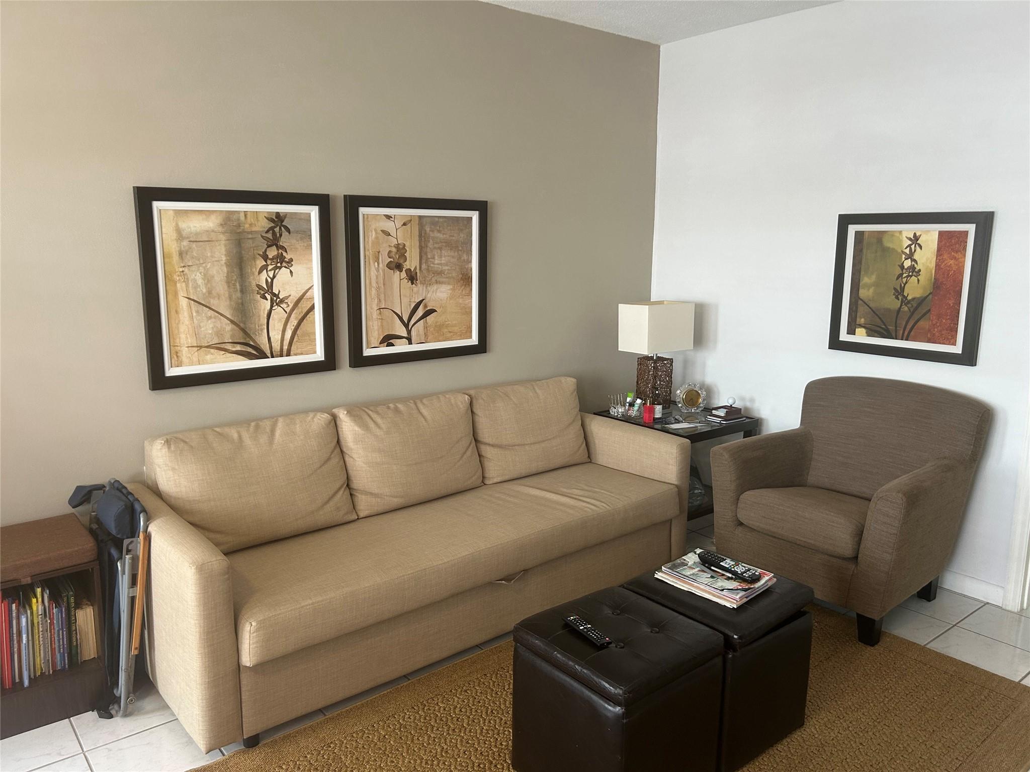 AMBASSADOR SOUTH - Residential
