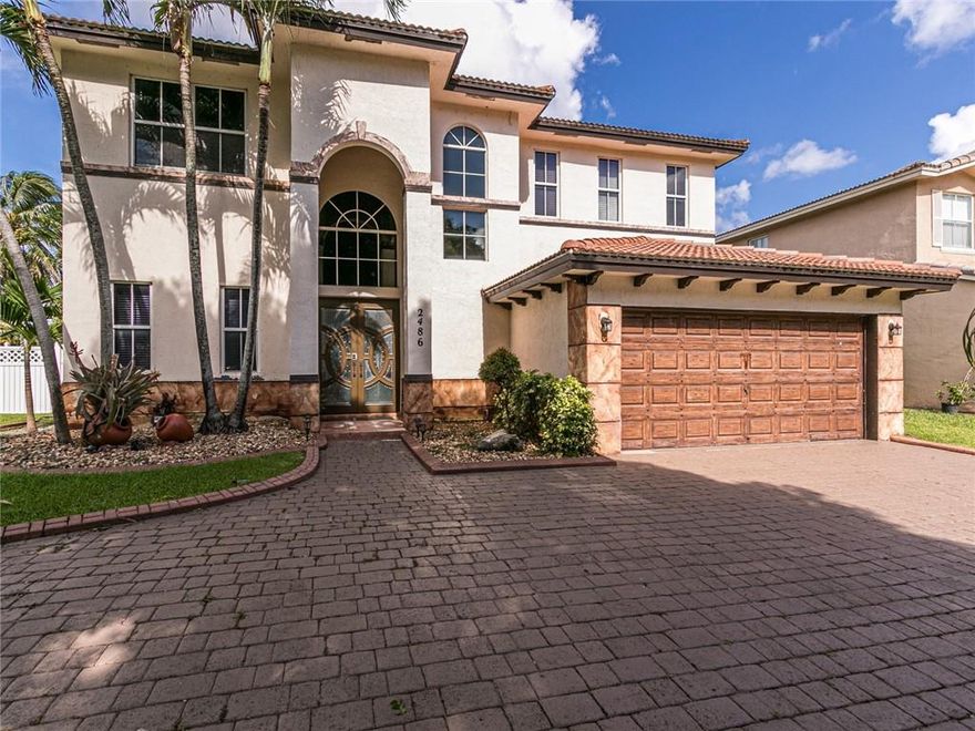 SOLD AS-IS - IN HEART OF MONARCH LAKES - THIS TWO STORY LOCATED IN MONTE CARLOS ESTATE GATE COMMUNITY  - 4 BEDROOMS AND 3.5 BATHS - ONE BED AND ONE BATH DOWNSTAIRS - LARGE ROOMS - HIGH CEILING - COMPLETELY REMODELED - NEW WINDOWS BLINDS - COZY BACKYARD WITH A  BEAUTIFUL LAKE AND POOL VIEW - LOCATED IN A VERY QUIET AND DESIRABLE NEIGHBORHOOD - EASY ACCESS TO A MAJOR ROAD - NEAR TO RESTAURANTS AND SHOPPING - NO CONTINGENCY APPRAISAL - SELLER IS MOTIVATED TO SALE! BRING YOUR BEST OFFER!! FURNITURE ARE NEGICIABLE!