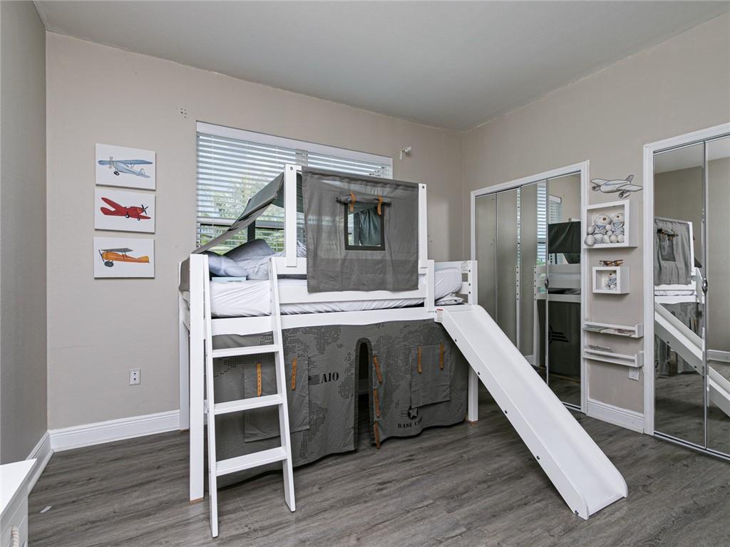 Pod 4 At Monarch Lakes 16 - Residential