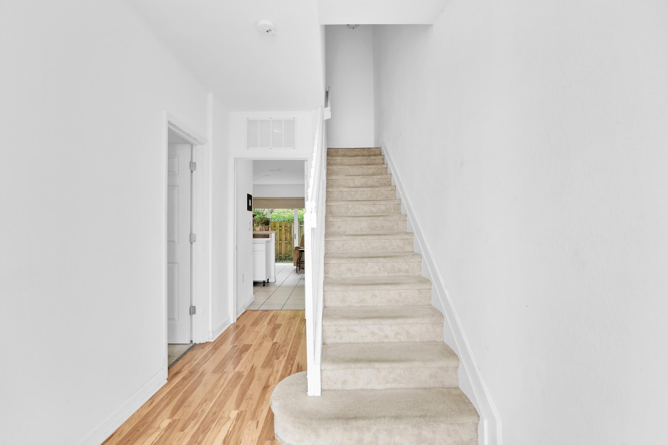 1720 NE 33 Avenue 105-5