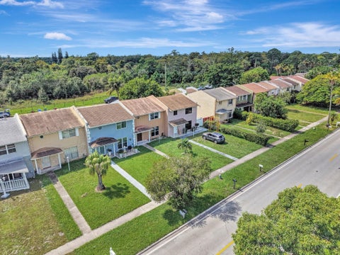 Tiny photo for 6224 SW 7TH Street, Margate, FL 33068 (MLS # B26082067)