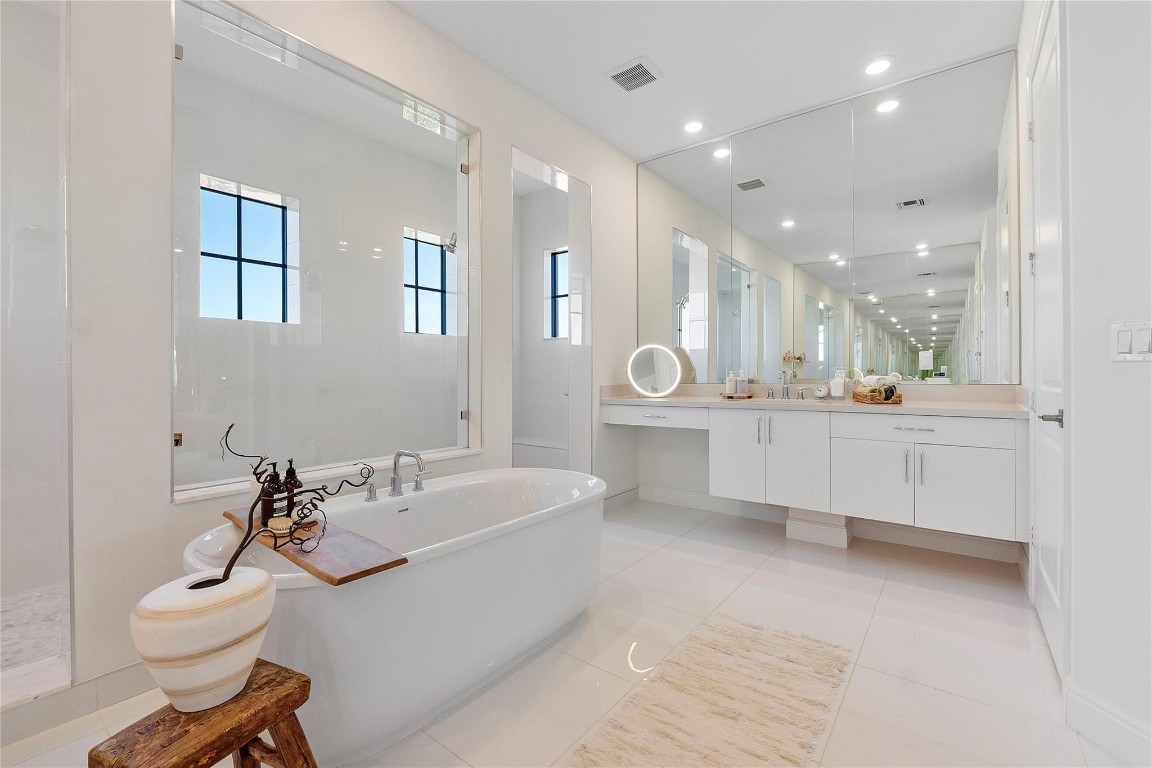 Parkland Bay - Residential