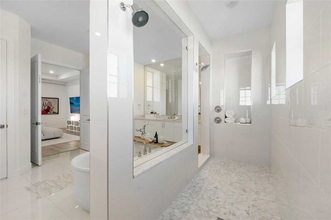 Parkland Bay - Residential