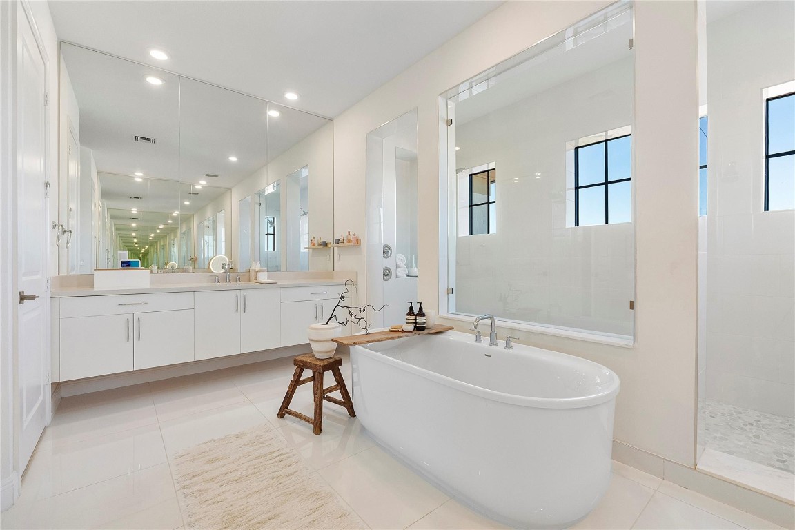 Parkland Bay - Residential