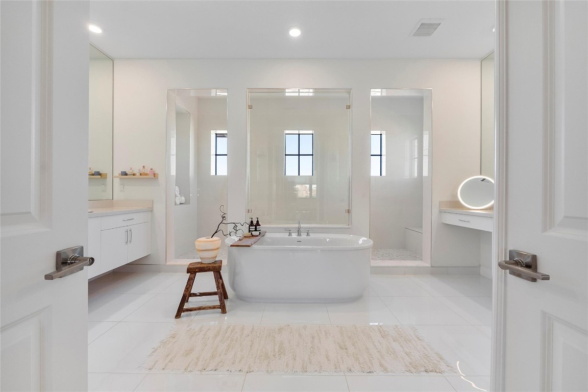 Parkland Bay - Residential