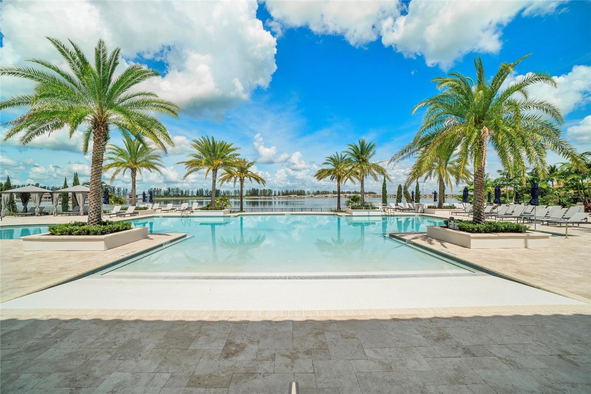 Parkland Bay - Residential