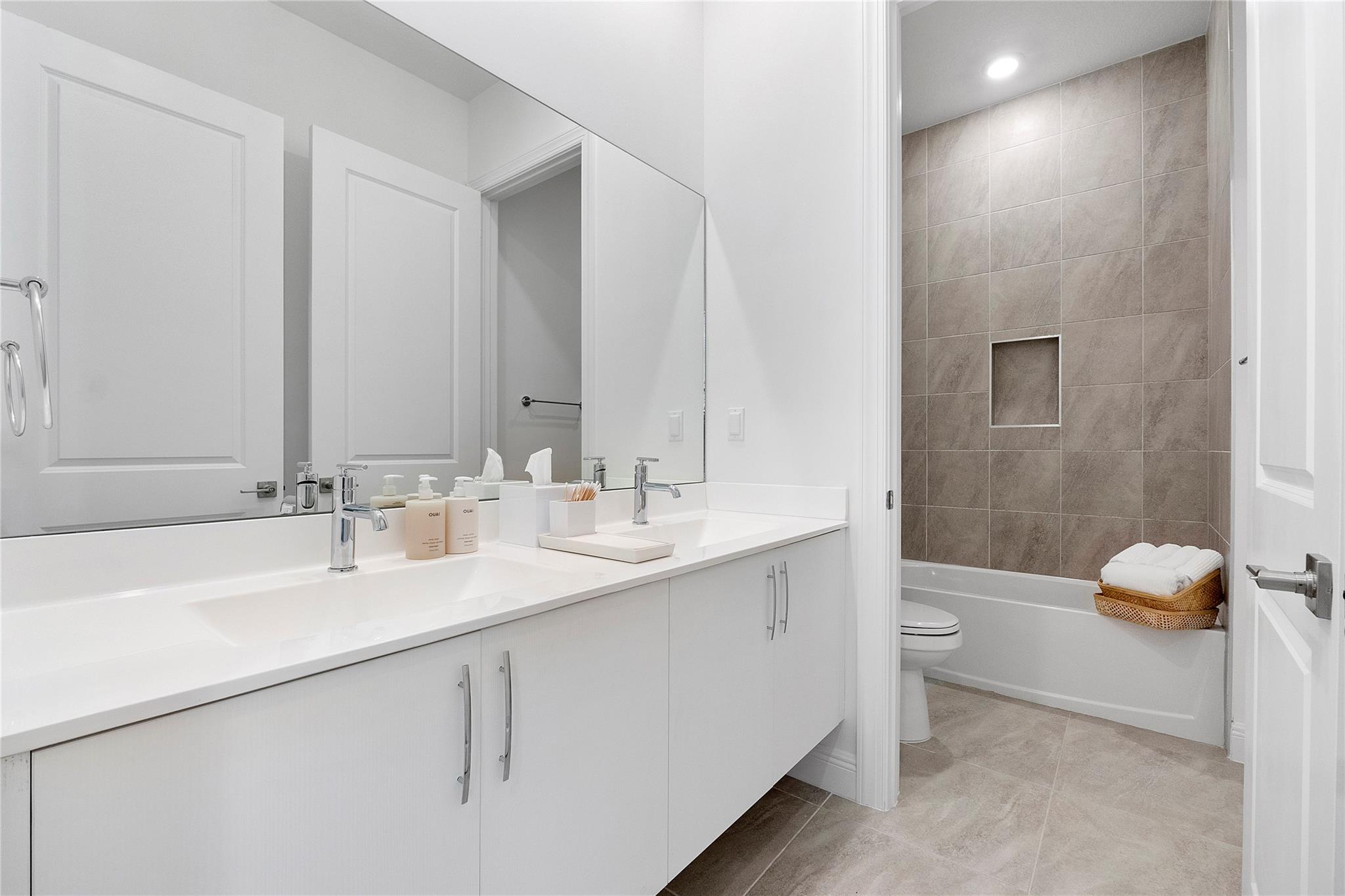 Parkland Bay - Residential