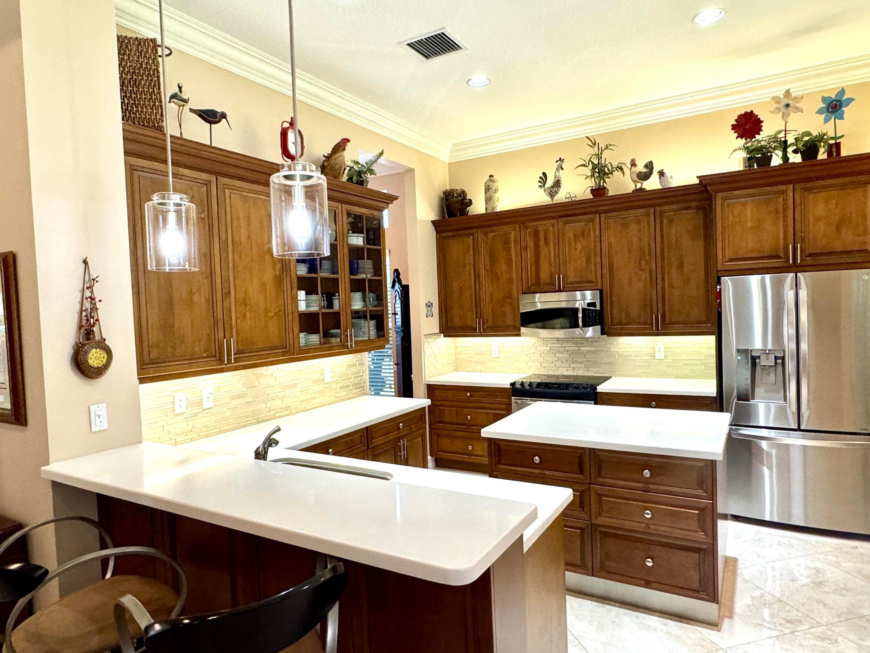 VALENCIA RESERVE - Residential