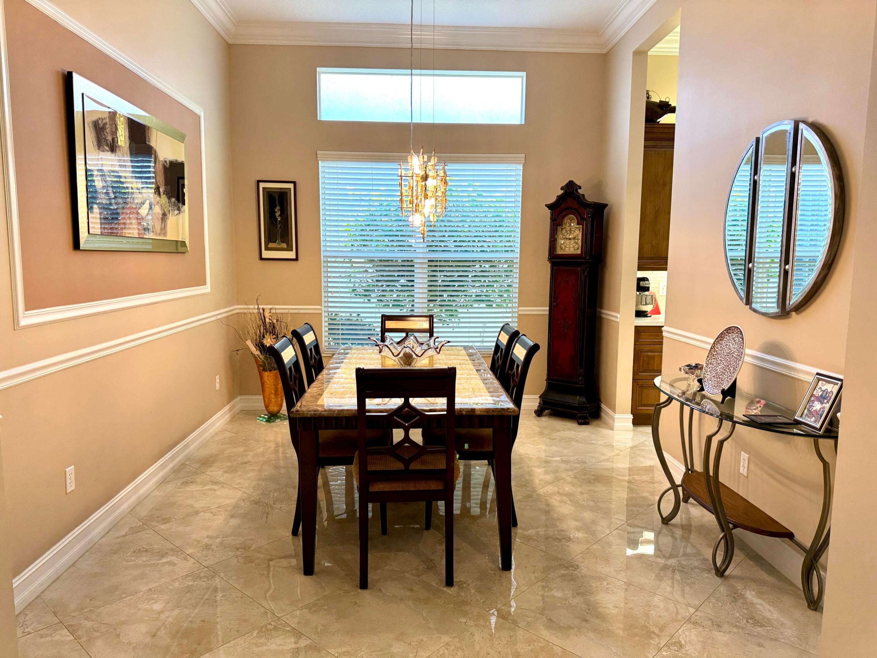 VALENCIA RESERVE - Residential