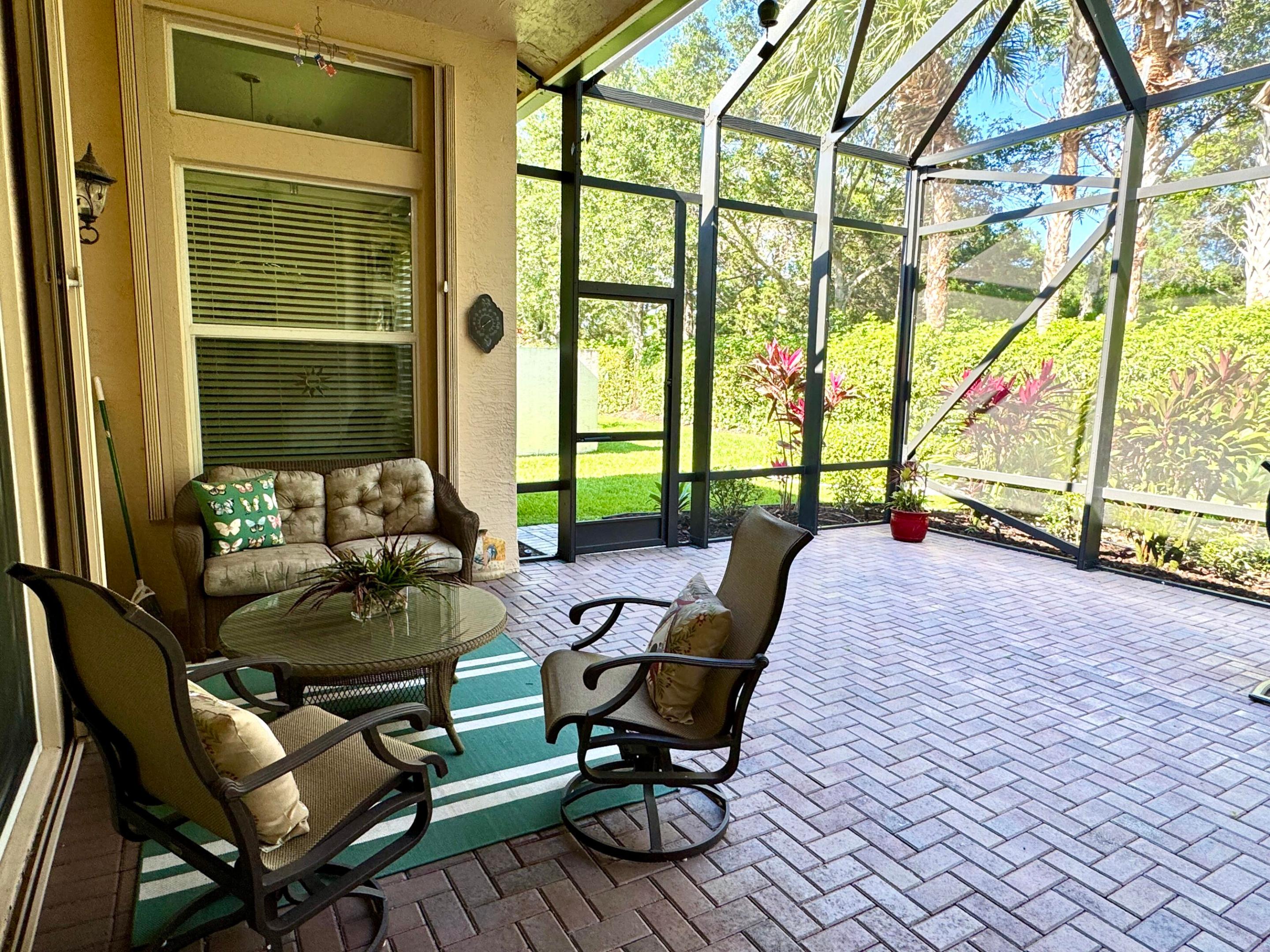 VALENCIA RESERVE - Residential