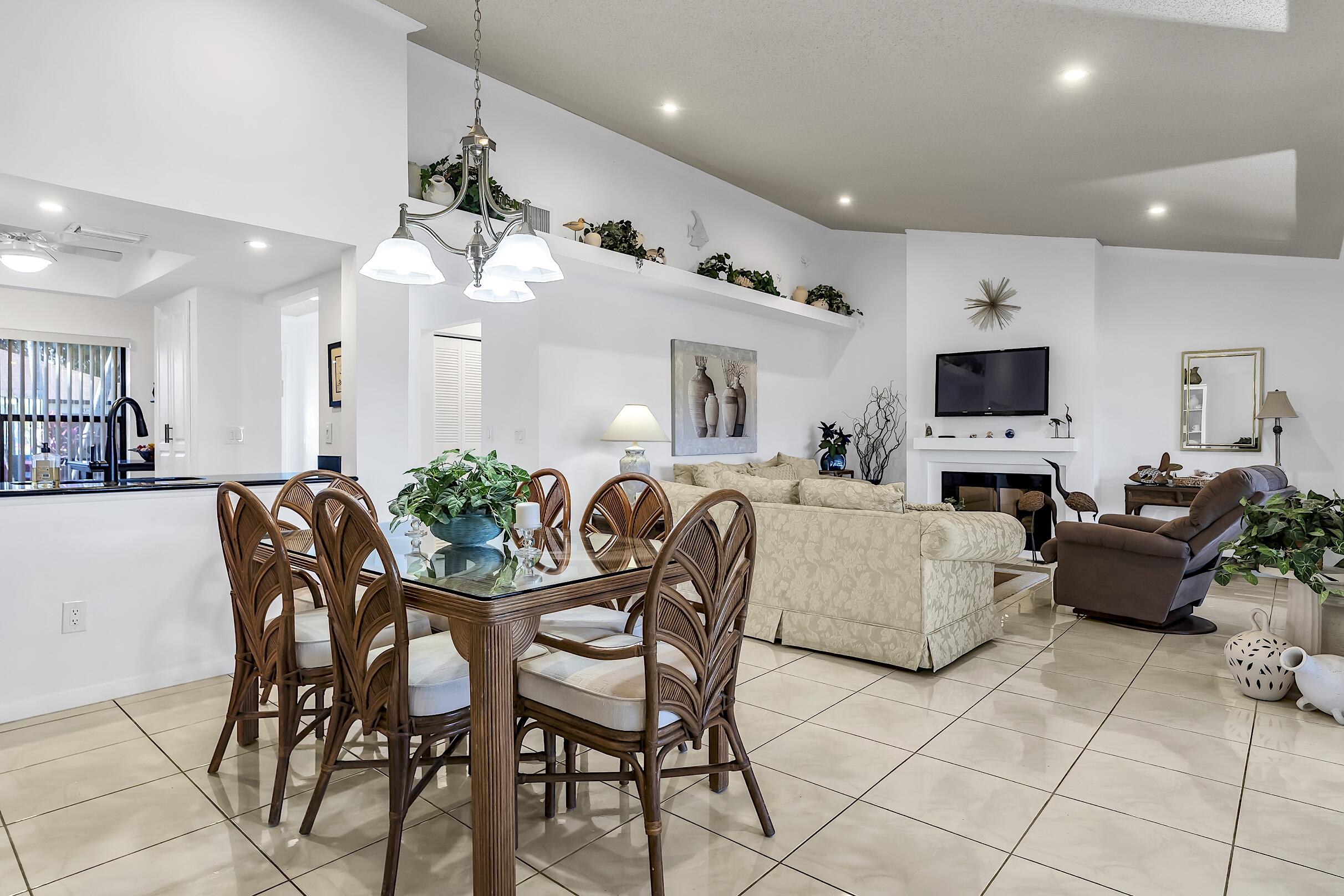 BUTTONWOOD 1 - Residential