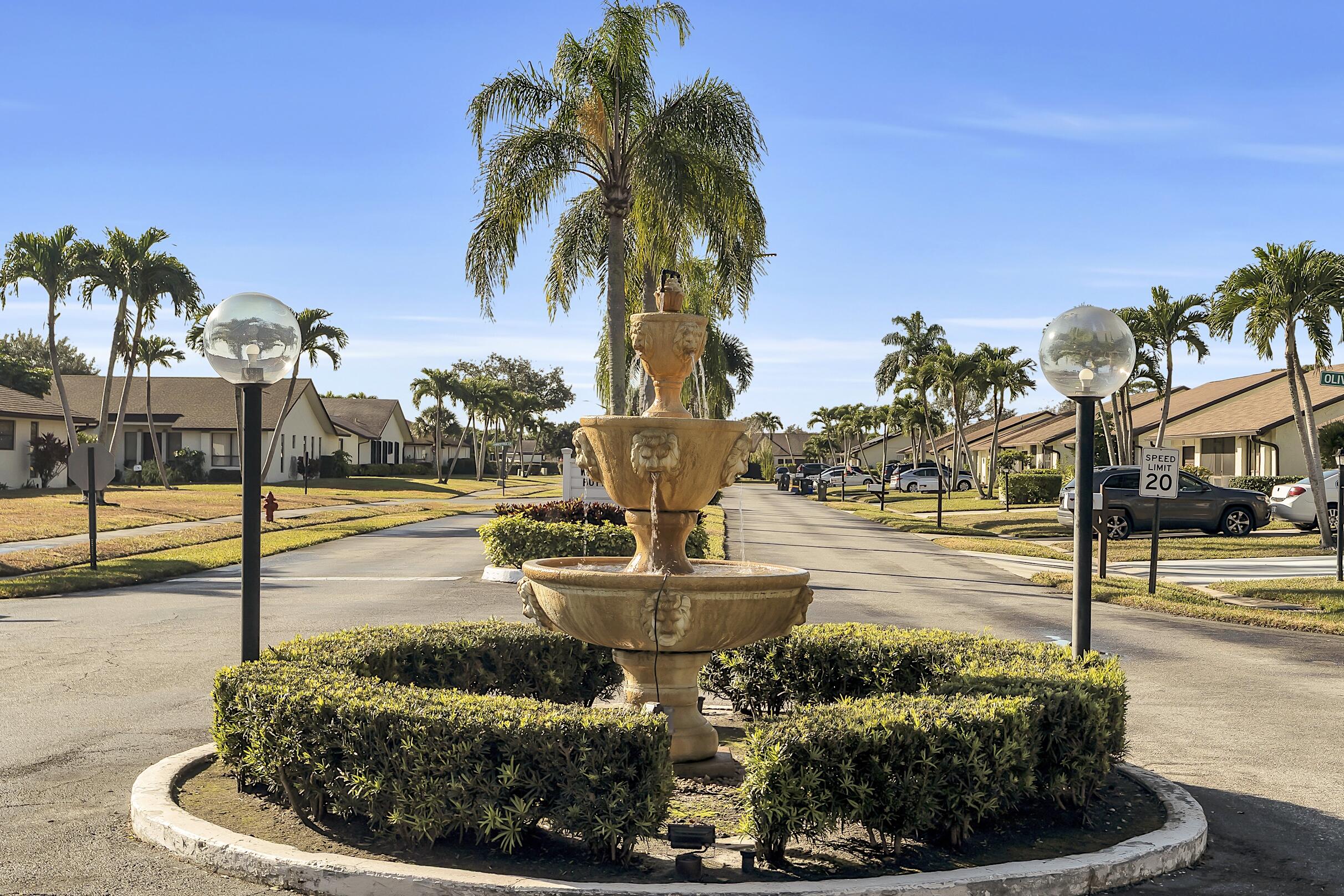 6119 Lakemont Circle