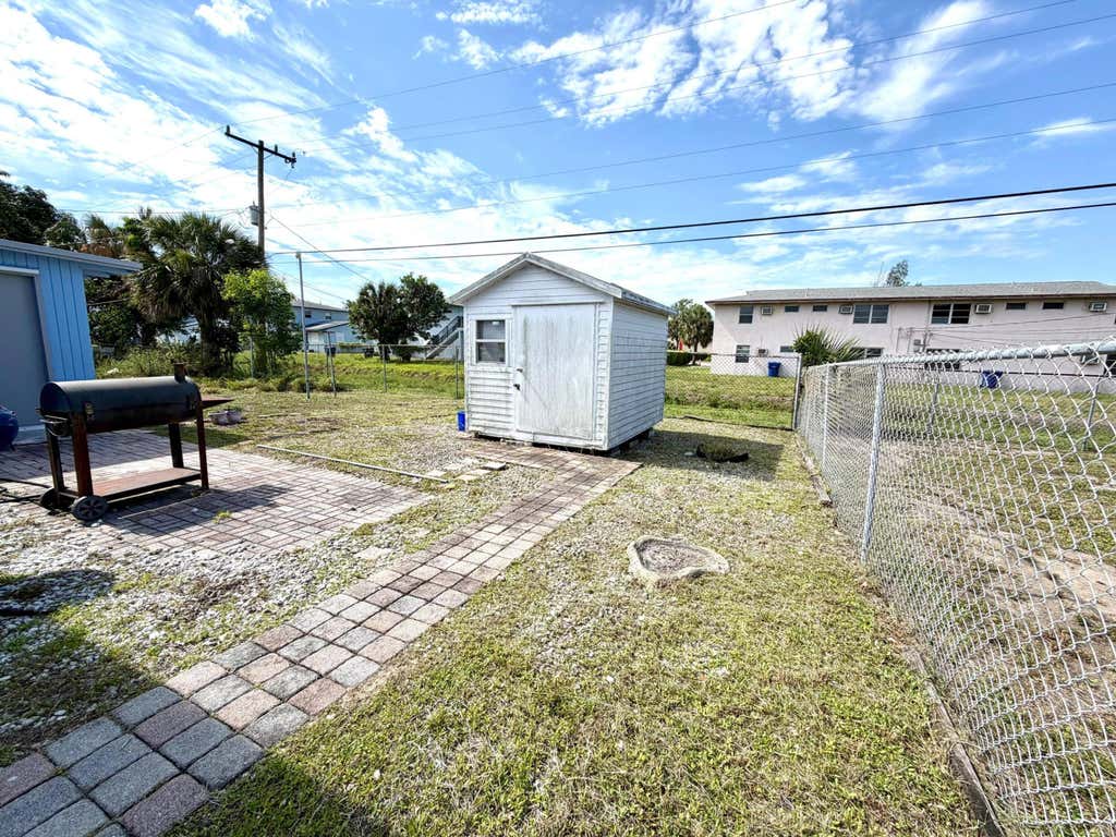 Photo of 1117 W 23rd Street, Riviera Beach, FL 33404 (MLS # B26040924)