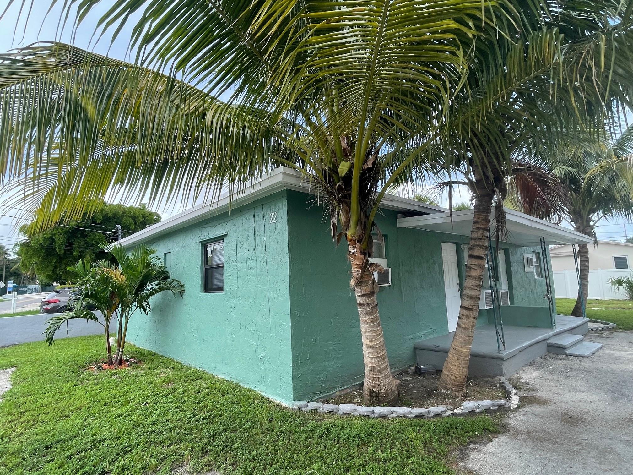 22 NW 8th Ave 4