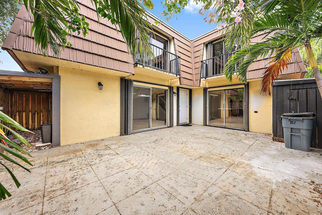 Photo of 1021 10th Court #1021, Palm Beach Gardens, FL 33410 (MLS # R11093375)