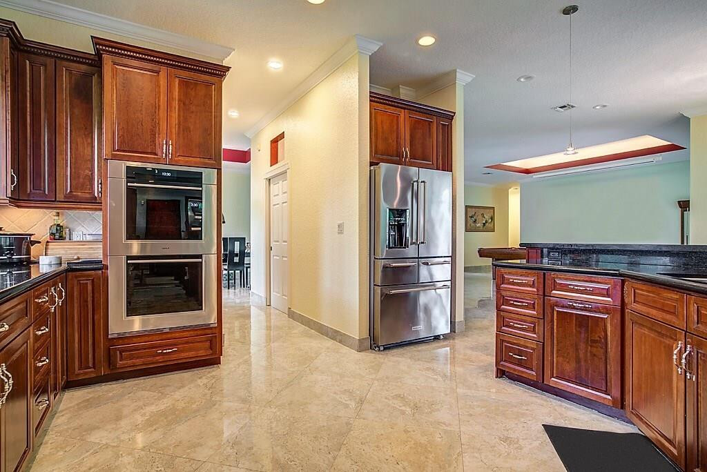 Beach Way Heights - Residential