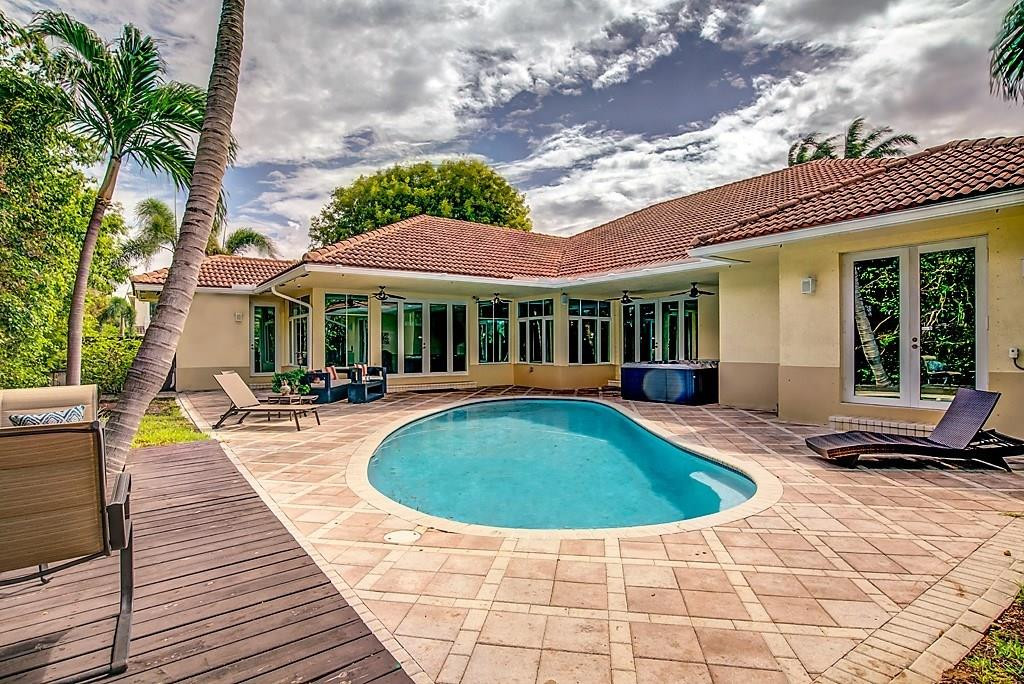 Beach Way Heights - Residential