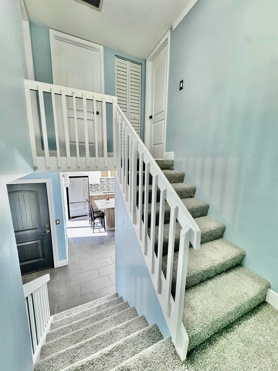 WATERSIDE ESTATES - Residential