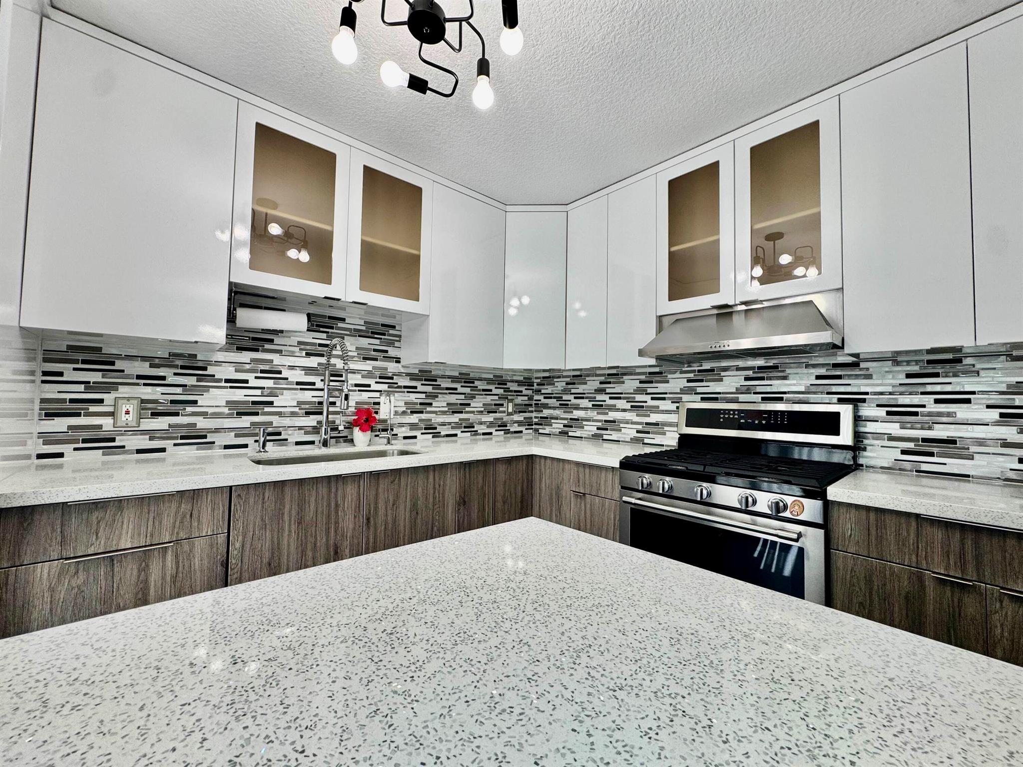 WATERSIDE ESTATES - Residential