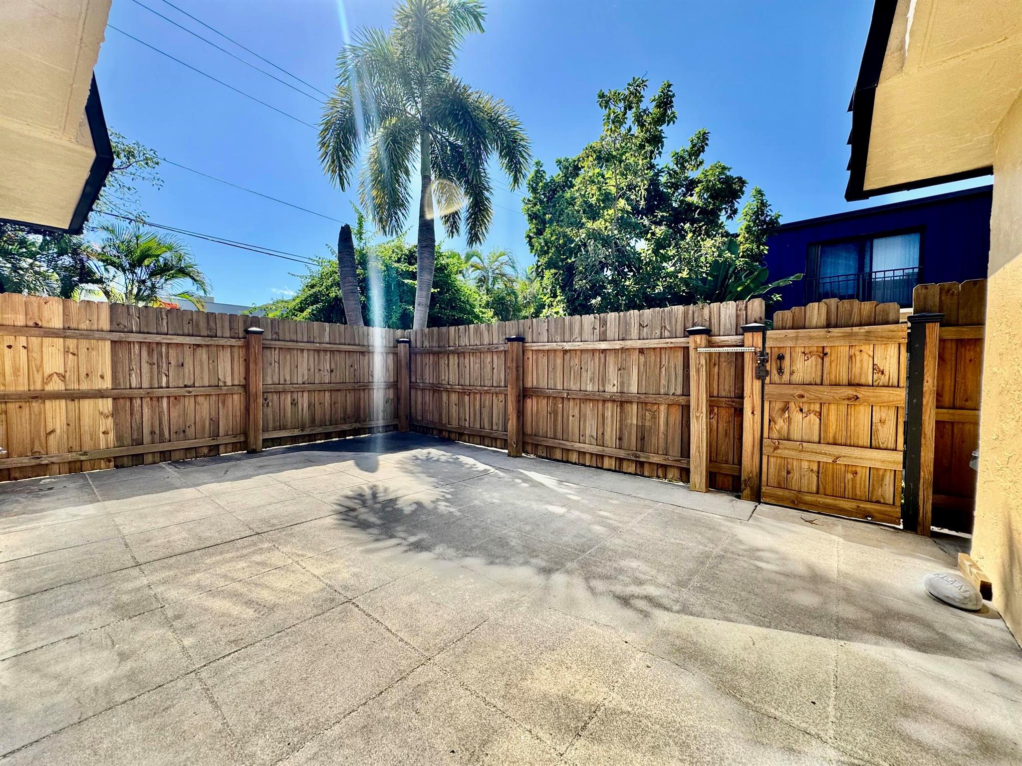 WATERSIDE ESTATES - Residential