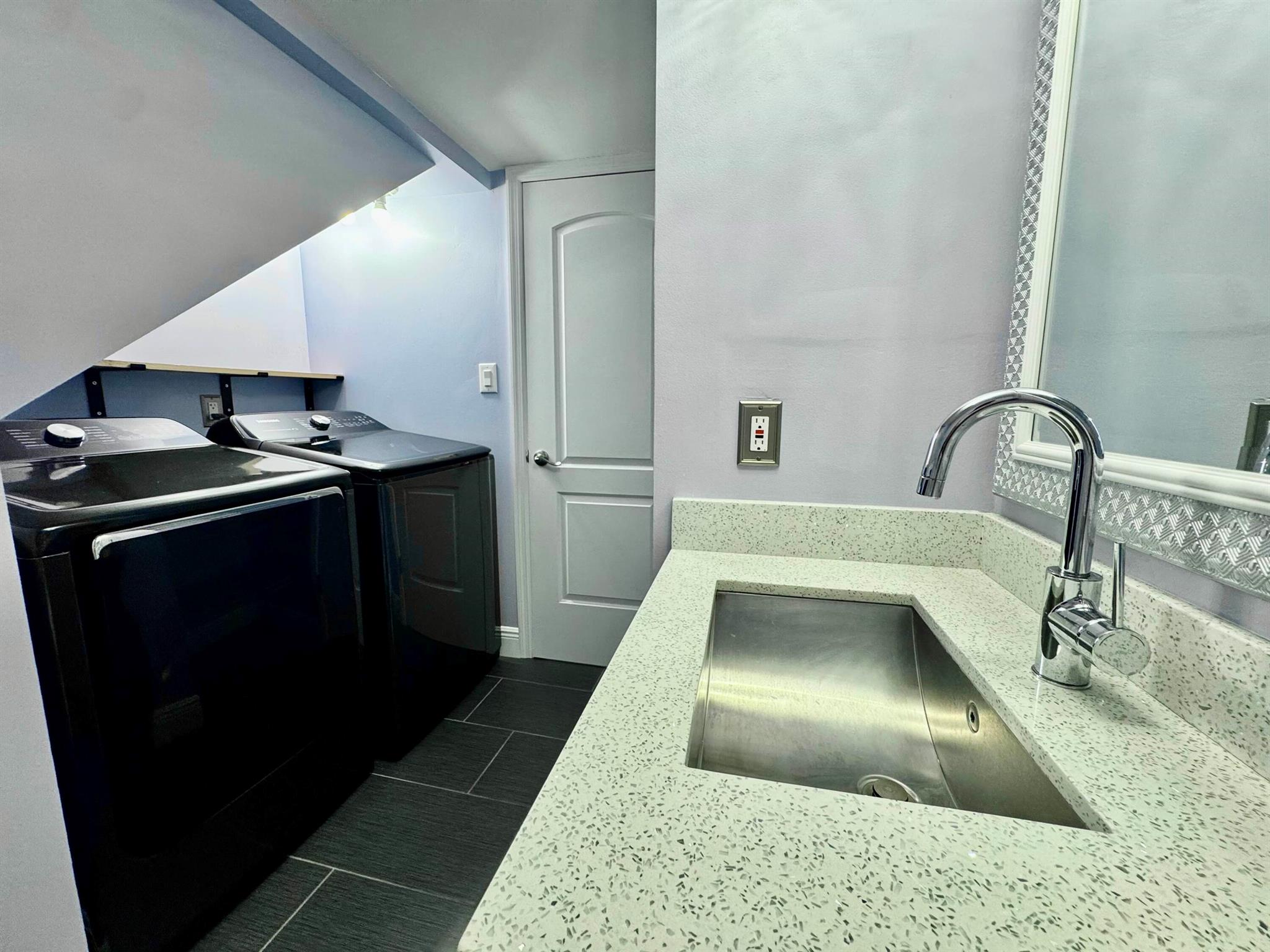 WATERSIDE ESTATES - Residential