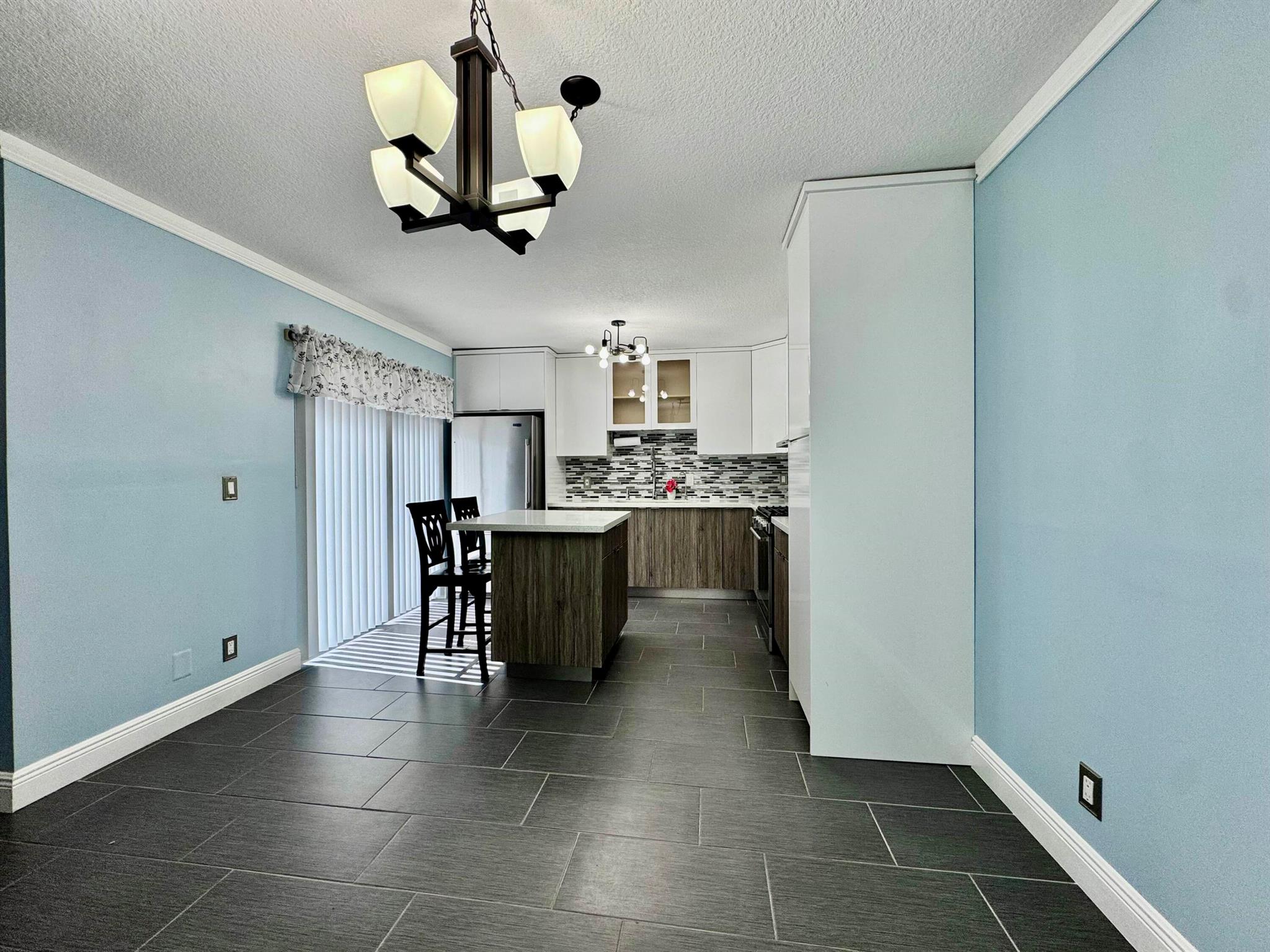 WATERSIDE ESTATES - Residential